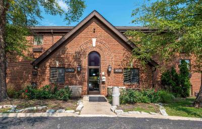 Suburban Studios Indianapolis Northwest - College