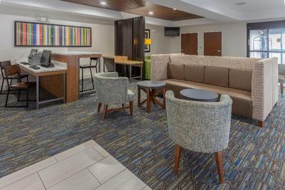 Holiday Inn Express Indianapolis - Southeast