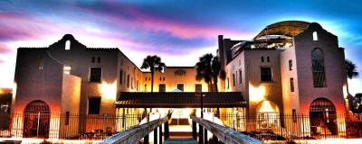 Casa Marina Hotel & Restaurant