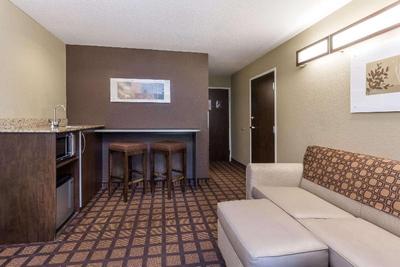 Microtel Inn & Suites By Wyndham Jacksonville Air