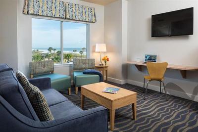 Seaside Amelia Inn