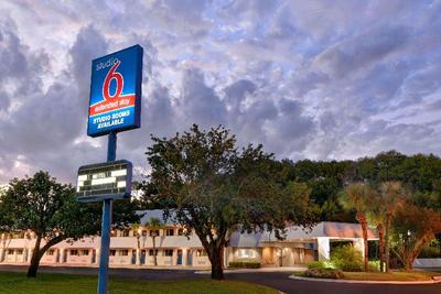 Studio 6 Jacksonville - Baymeadows