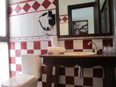 Aznaitin Hostal