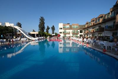 Omorfi Garden Resort