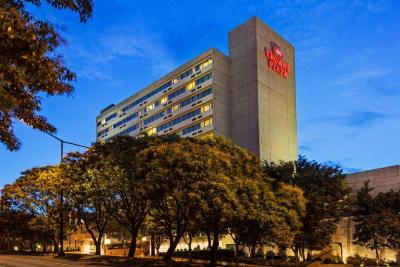 Crowne Plaza Knoxville Downtown University