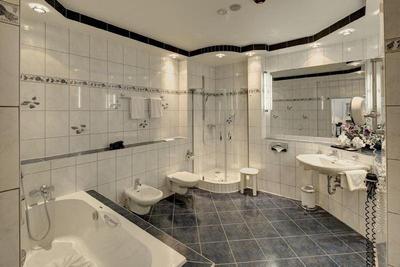 La Strada Grand Hotel