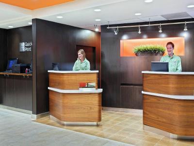 Courtyard By Marriott Knoxville Cedar Bluff