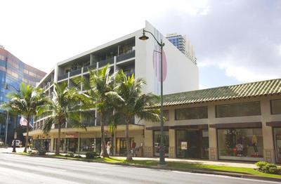 Polynesian Plaza