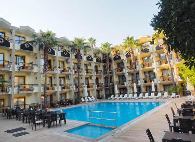 Club Herakles Hotel