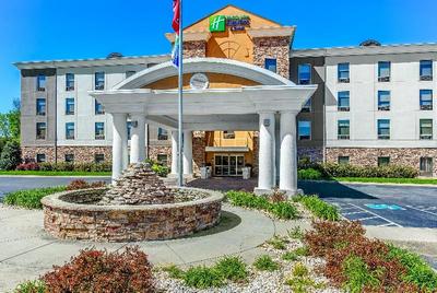 Holiday Inn Express Hotel & Suites Morristown