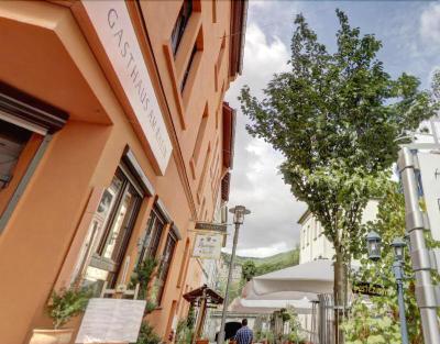 Neubert's - Gasthaus am Rhein