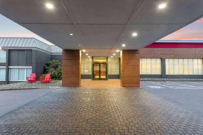 Hawthorn Extended Stay Ellsworth /Bar Harbor