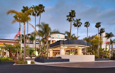 Atrium at Orange County Airport