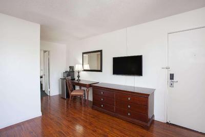 Days Inn by Wyndham Orange Anaheim