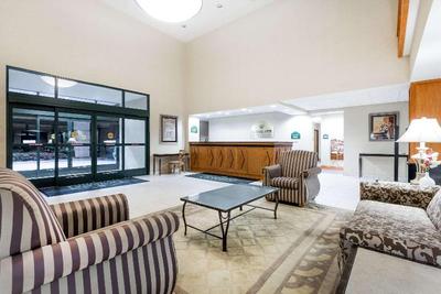Wingate By Wyndham Lagrange