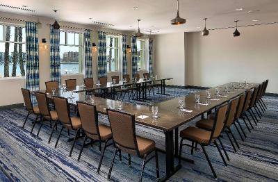 Jamaica Bay Inn Marina Del Rey, Tapestry by Hilton