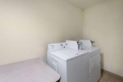 Days Inn by Wyndham Klamath Falls