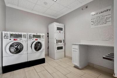 Holiday Inn Express Hotel & Suites Lufkin South