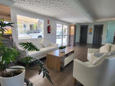 Las Camelias Apartments