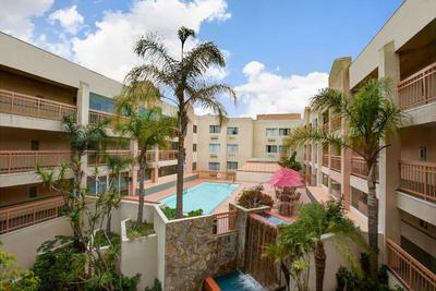 Ramada by Wyndham Hawthorne/LAX