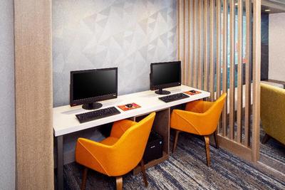 Holiday Inn Express Hotel & Suites Los Alamos Entr