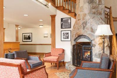 Country Inn & Suites by Radisson, Lincoln North Ho