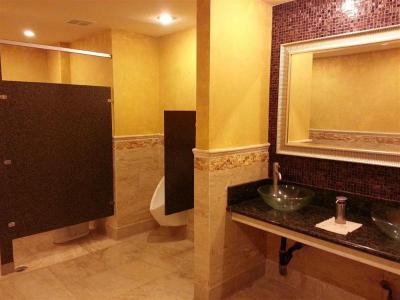 Rotex Hotel & Condo