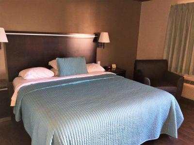 Hawthorne Plaza Inn