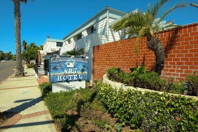 Art Hotel Laguna Beach,TrademarkCollection by Wynd