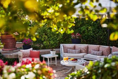 The Beverly Hills Hotel & Bungalows