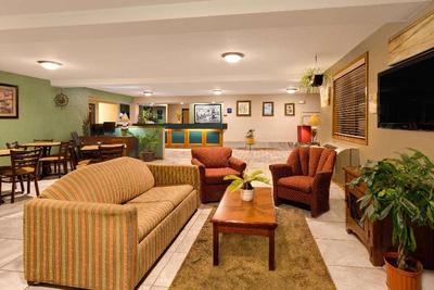Super 8 by Wyndham Lynchburg VA