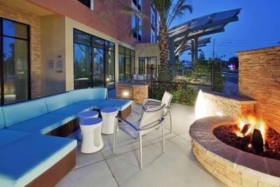 SpringHill Suites Irvine John Wayne Airport / Oran