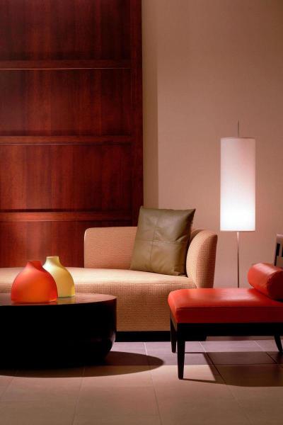 Courtyard by Marriott Los Angeles Sherman Oaks