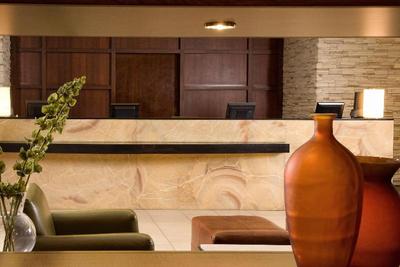 Courtyard by Marriott Los Angeles Sherman Oaks