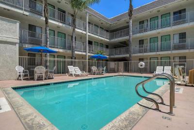 Beachside Inn
