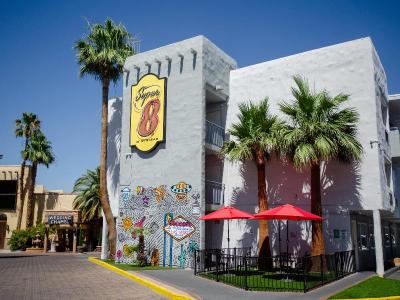 Super 8 by Wyndham Las Vegas North Strip/Fremont