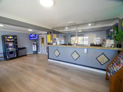 Super 8 by Wyndham Las Vegas North Strip/Fremont