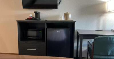 Econo Lodge Louisville East