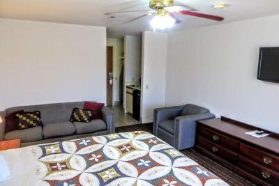 Guesthouse Inn Hotel  & Extended Stay