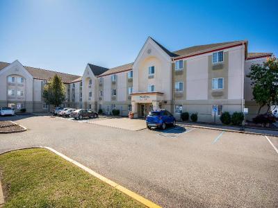 MainStay Suites Louisville Jeffersontown