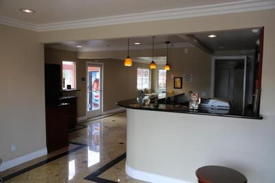 Chateau Inn and Suites Downey