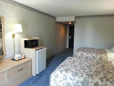Glendale Express Hotel