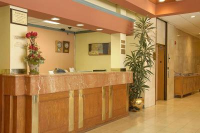 Ramada by Wyndham Los Angeles/Koreatown West