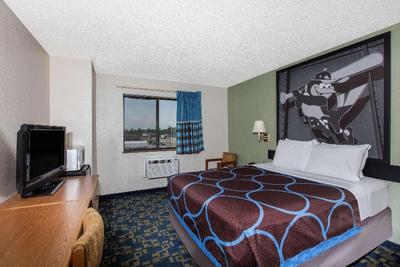 Super 8 by Wyndham Aberdeen MD