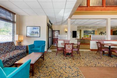 Best Western Golden Prairie Inn & Suites