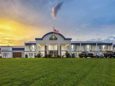 Days Inn by Wyndham Madisonville