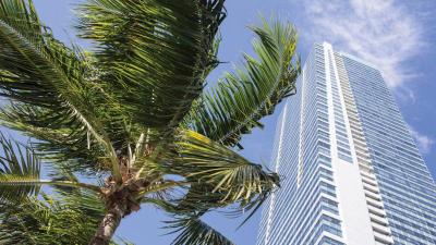 Four Seasons Hotel Miami