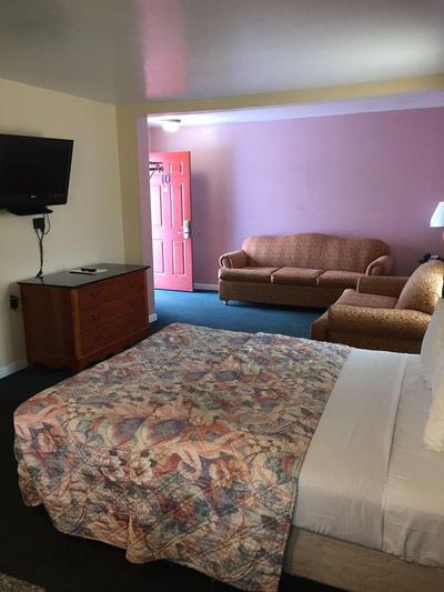 Blue Seal Inn