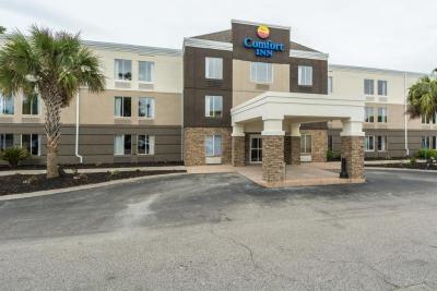 Comfort Inn near Barefoot Landing