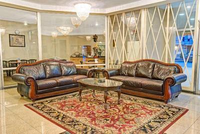 Howard Johnson by Wyndham Pikesville